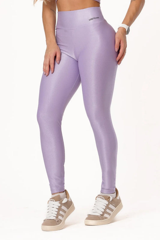 CALCA LEGGING CANELADA ALTA COMPRESSAO MODELADORA CINTURA ALTA - COR LAVANDA